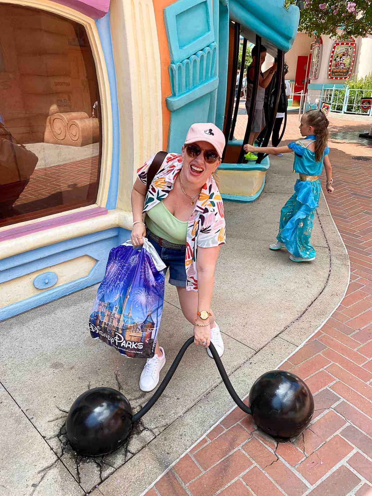 Disneyland Outfit on theme park Blogger Jenna Passaro