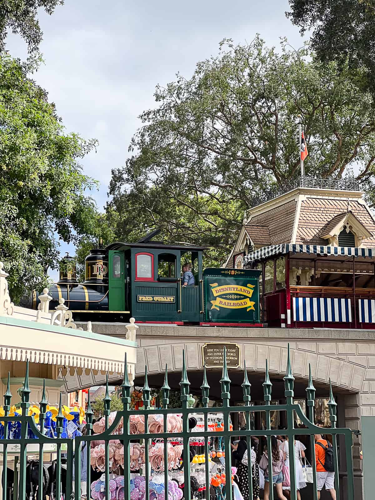 Entrance to Disneyland Park